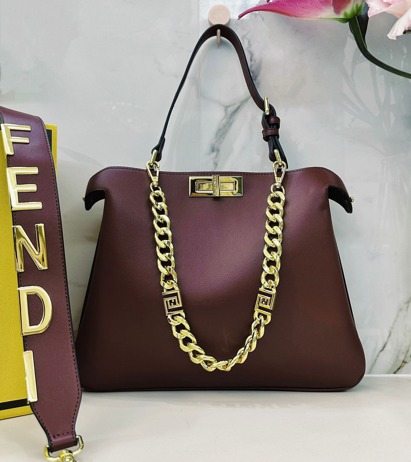 Burgundy Fendi style gold chain shoulder bag 36 cm