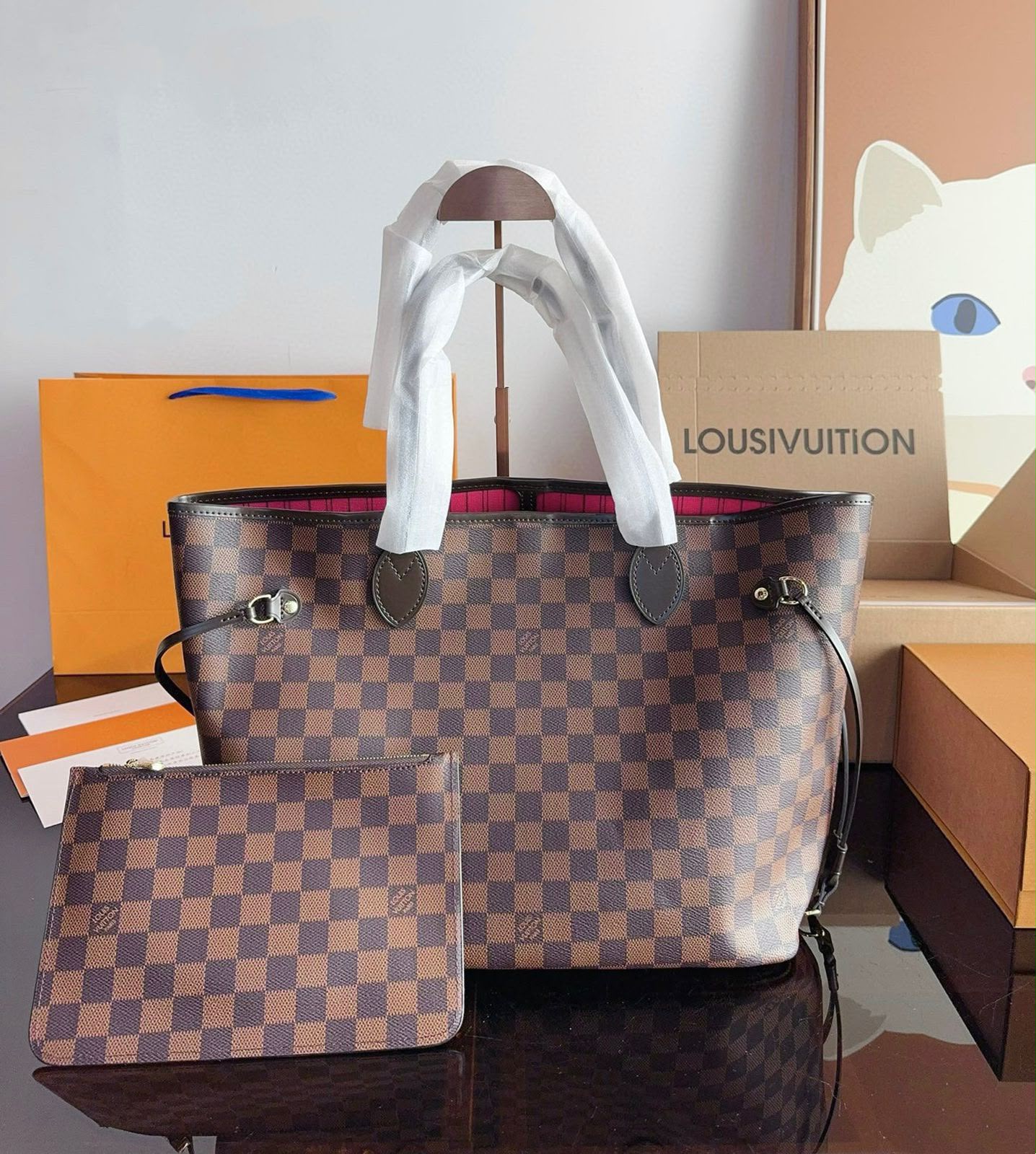 Luxury Checkered Tote Bag with Matching Pouch for Women
