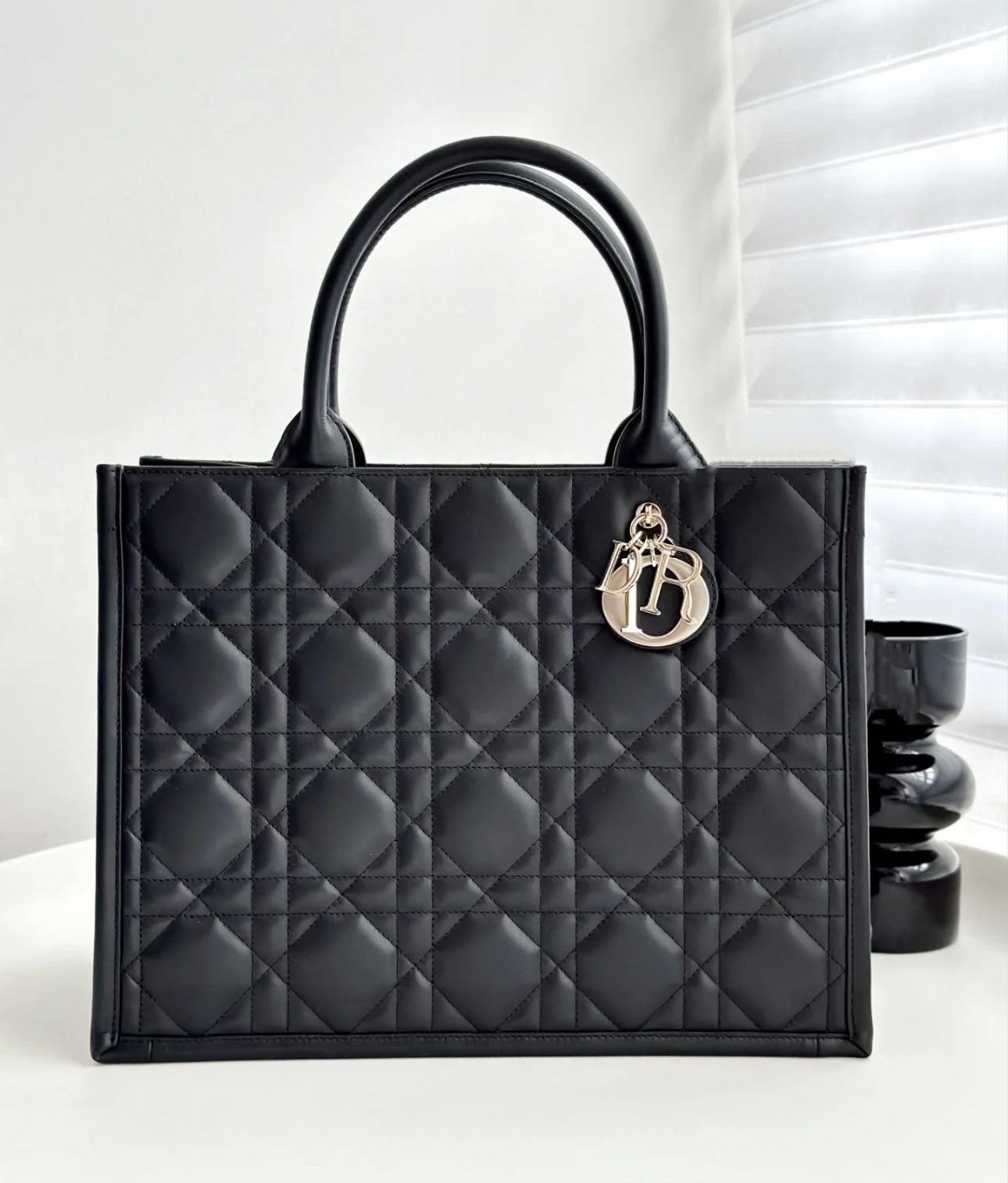 Luxury Quilted Black Tote Bag –  Premium Handbag