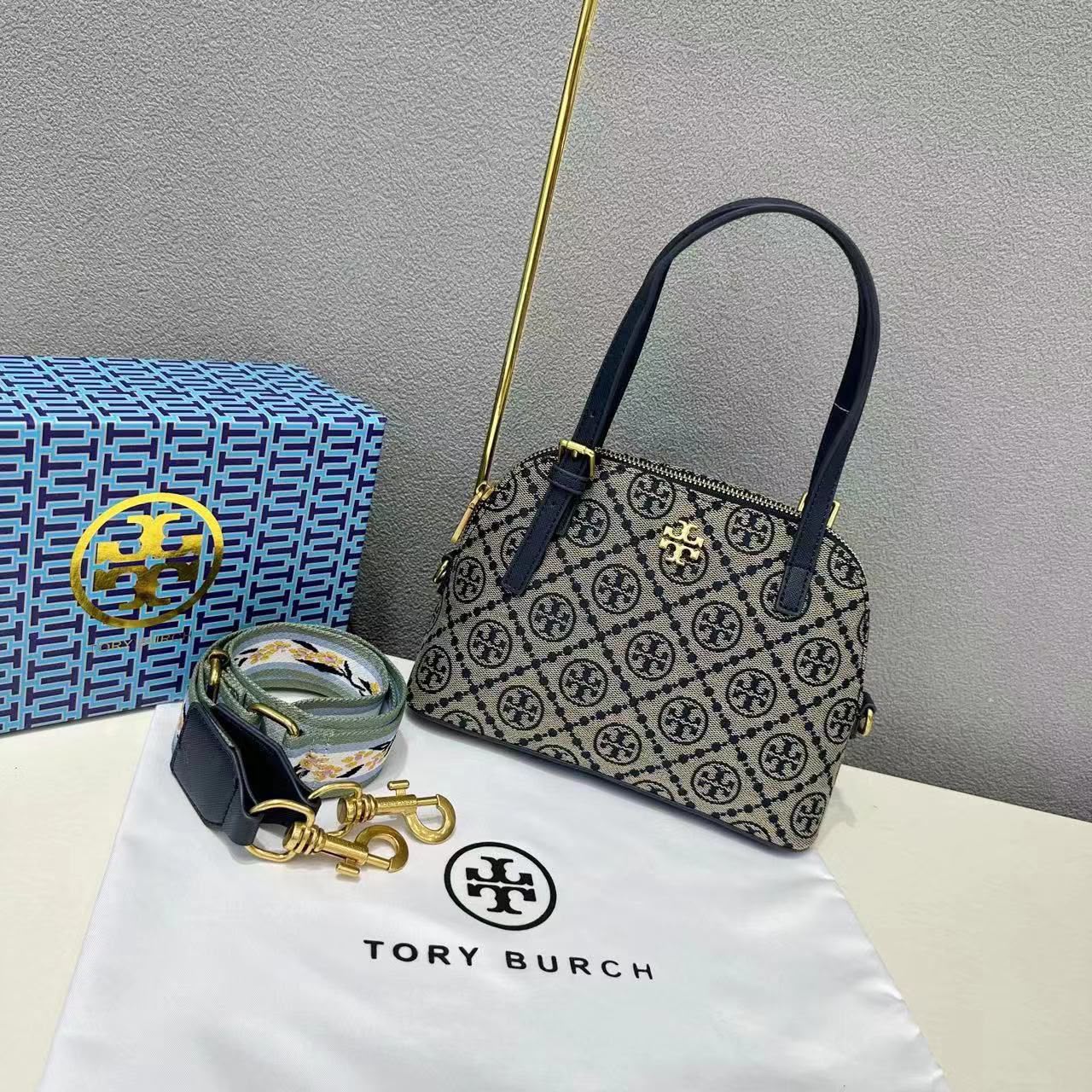 Luxury Monogram Dome Shoulder Bag with Detachable Strap – 23 cm