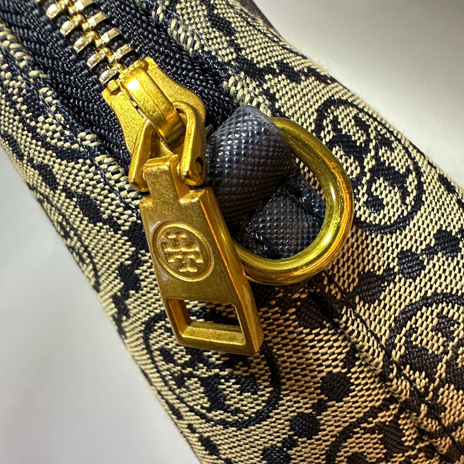Luxury Monogram Dome Shoulder Bag with Detachable Strap – 23 cm